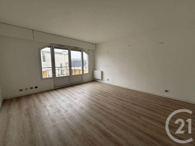 Appartement Duplex à louer - 3 pièces - 80.21 m2 - MONTGERON - 91 - ILE-DE-FRANCE - Century 21 Ougier